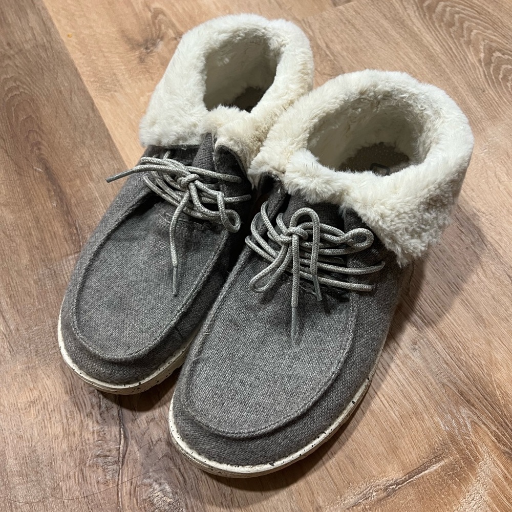 Hey Dudes fur shoes